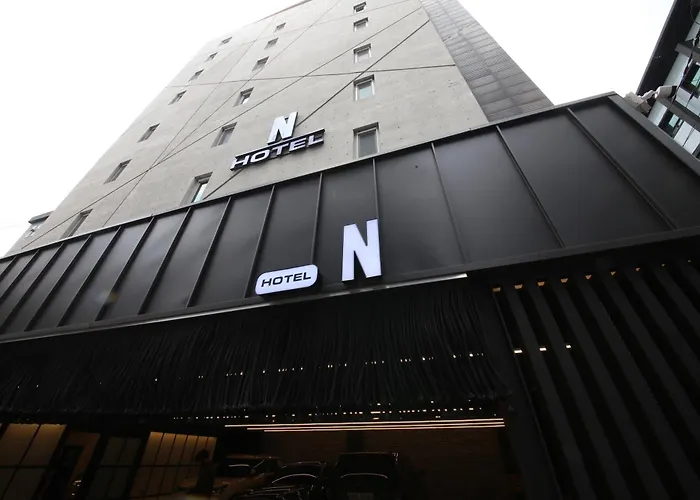 Hotel N