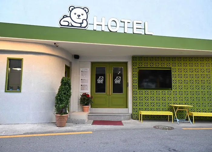 Rio Hotel