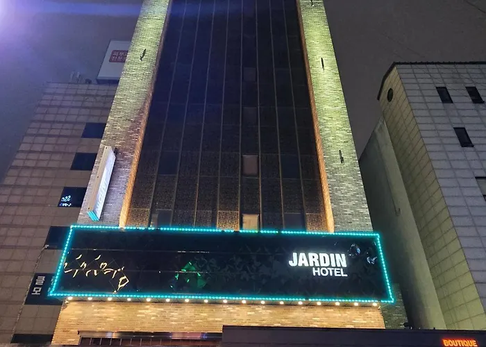 Yeongdeungpo Jardin Hotel