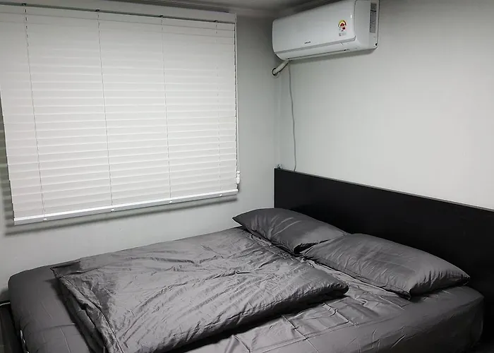Hongdae Ng House