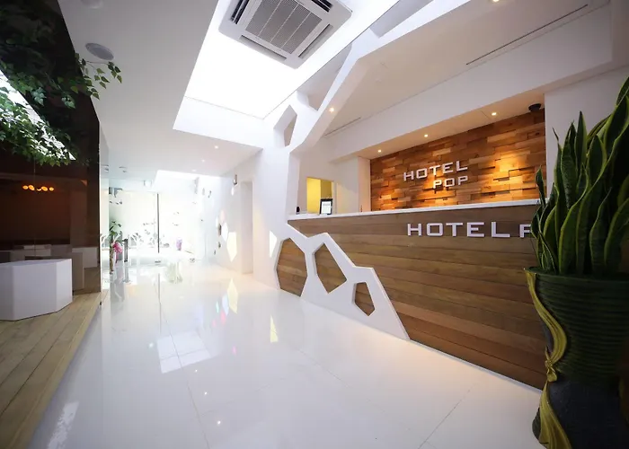 Pop1 Hotel