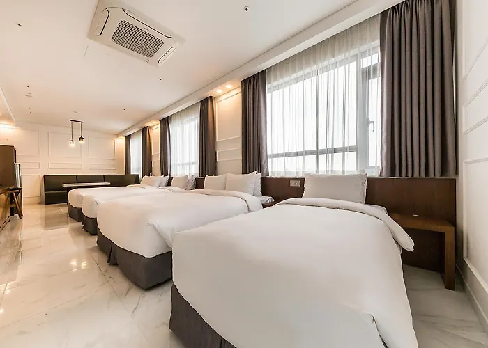 Cs Premier Hotel