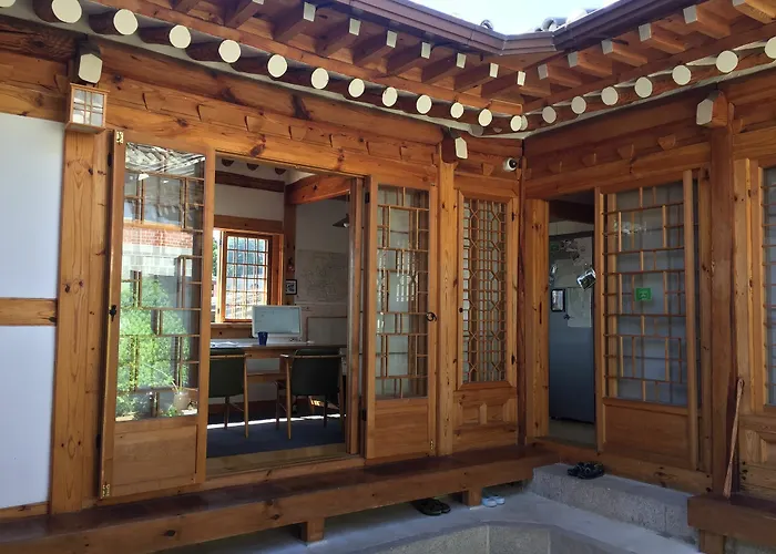 Mon Oncle A Seoul