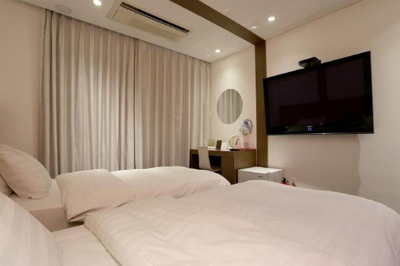 Hotel Life Style S 2*
