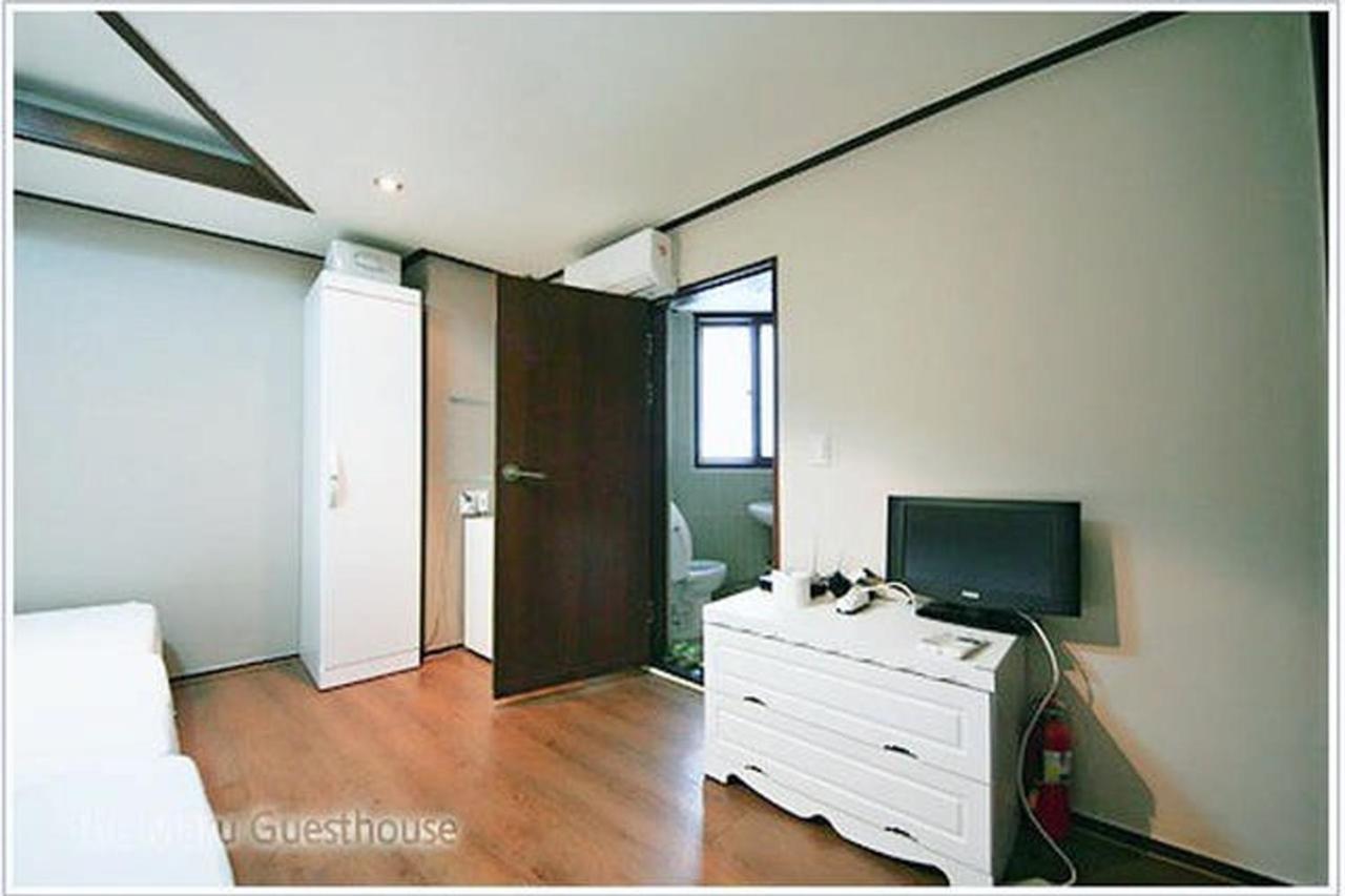 Red Panda Myeongdong Guest house