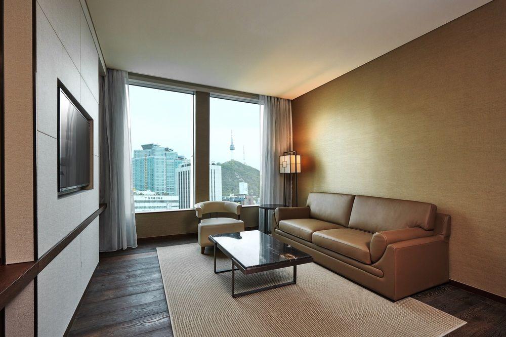 Hotel Courtyard By Marriott Namdaemun 4*
