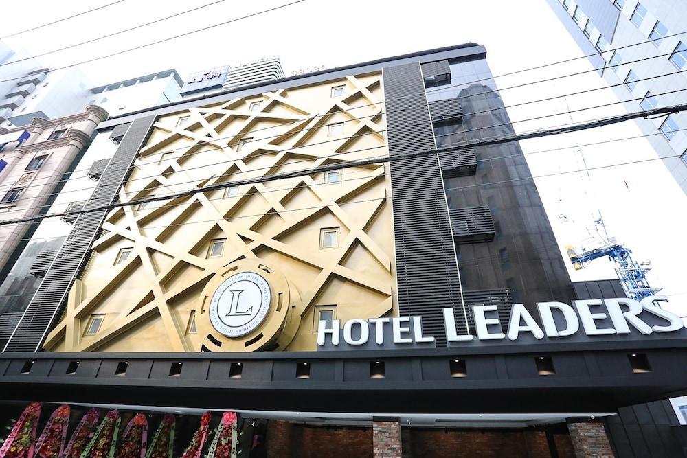 Hotel Leaders