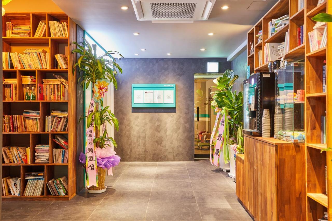 Hotel In Cafe Doksan Seoul