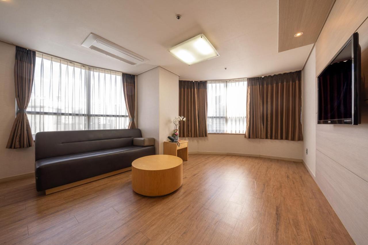 Ramada By Wyndham Dongdaemun 3*