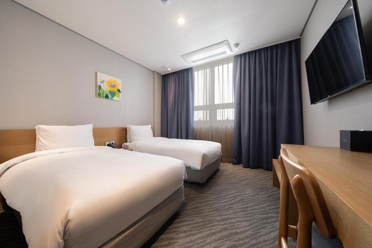 Ramada By Wyndham Dongdaemun Hotel 3*