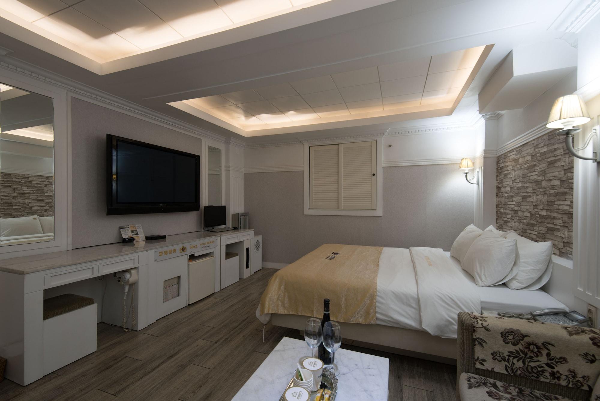 Hotel Comfort Yeouido 3*