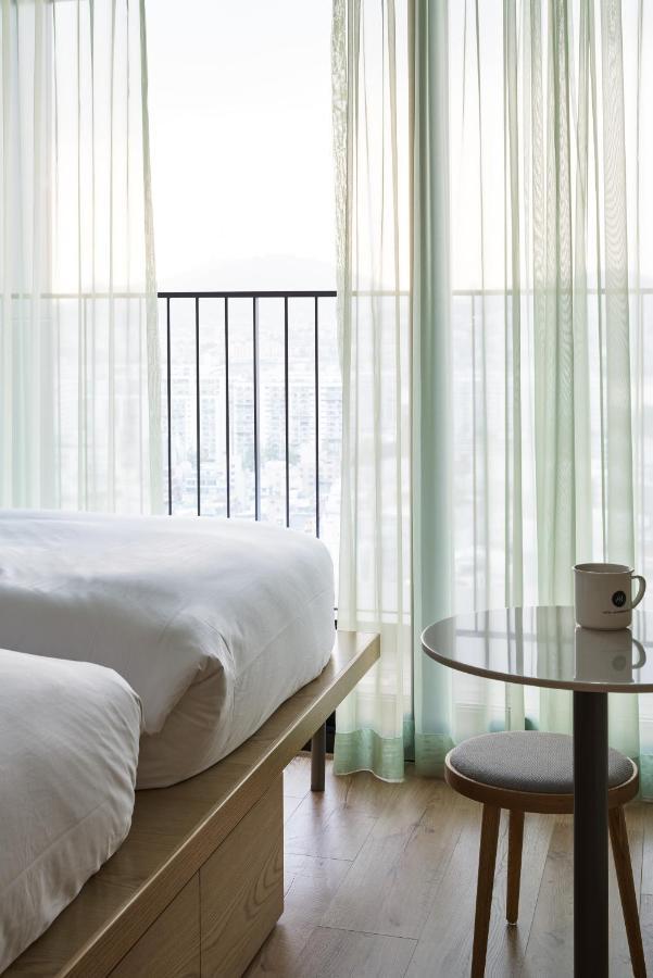 Anteroom Hotel