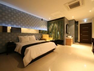 Jj 2* Seoul