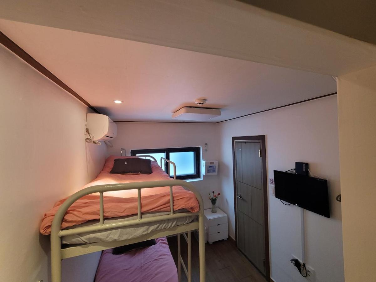 Hostel Olive Myeongdong