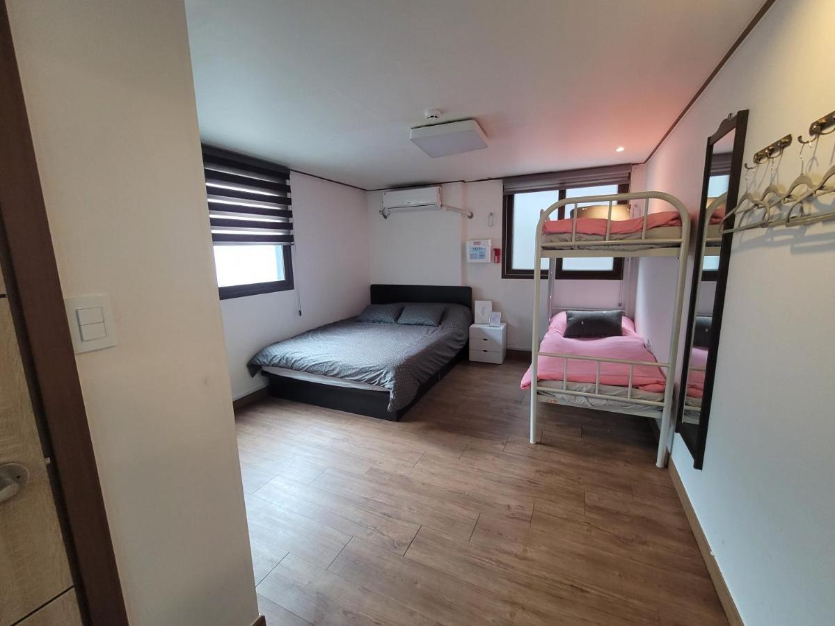 Hostel Olive Myeongdong