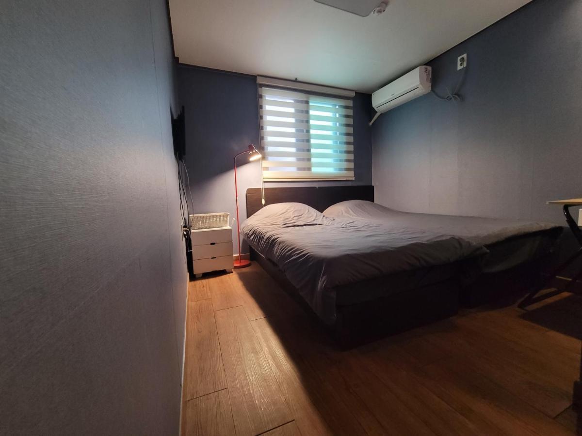 Hostel Olive Myeongdong *