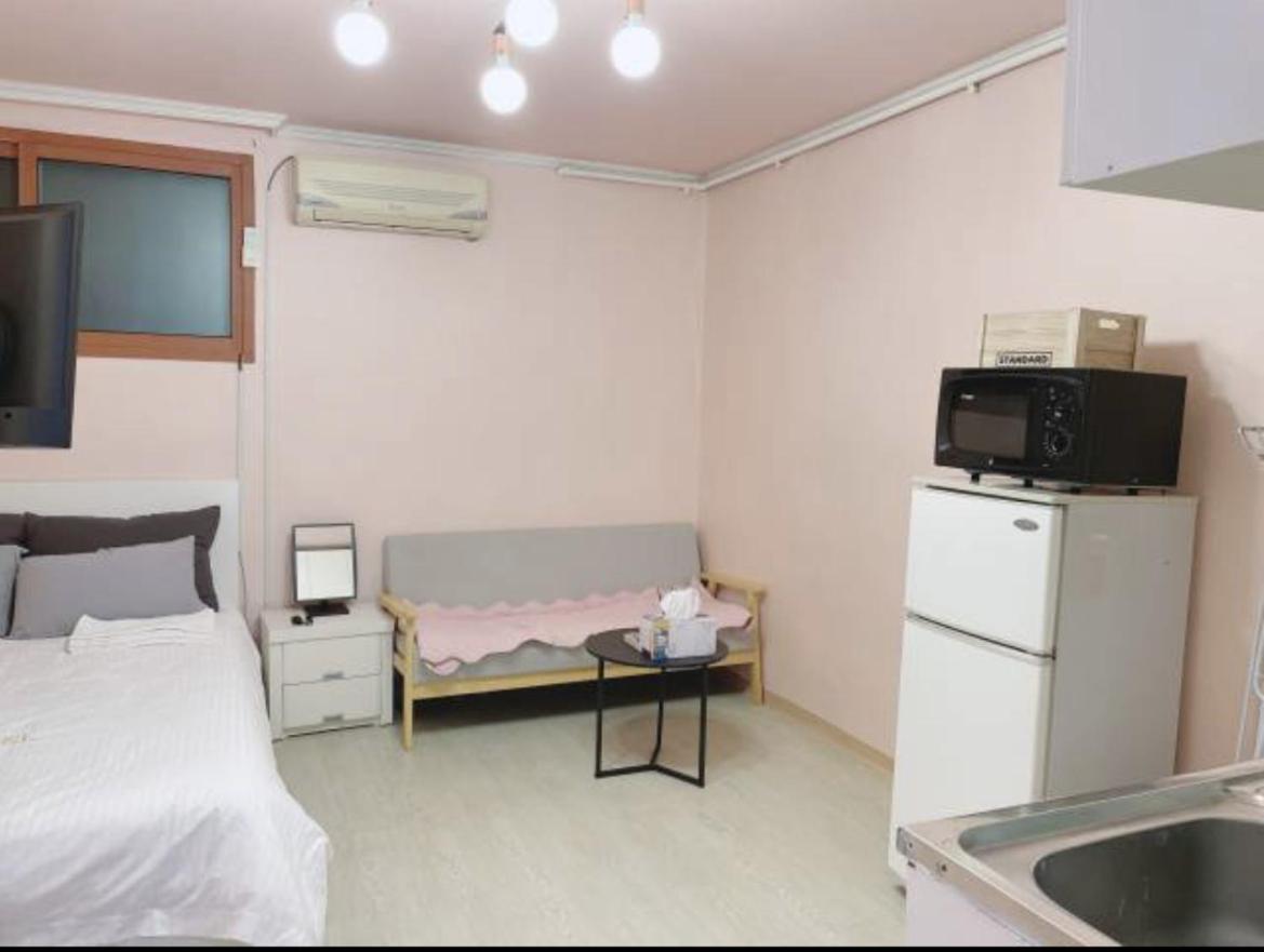 Apartment Ellen House Seoul
