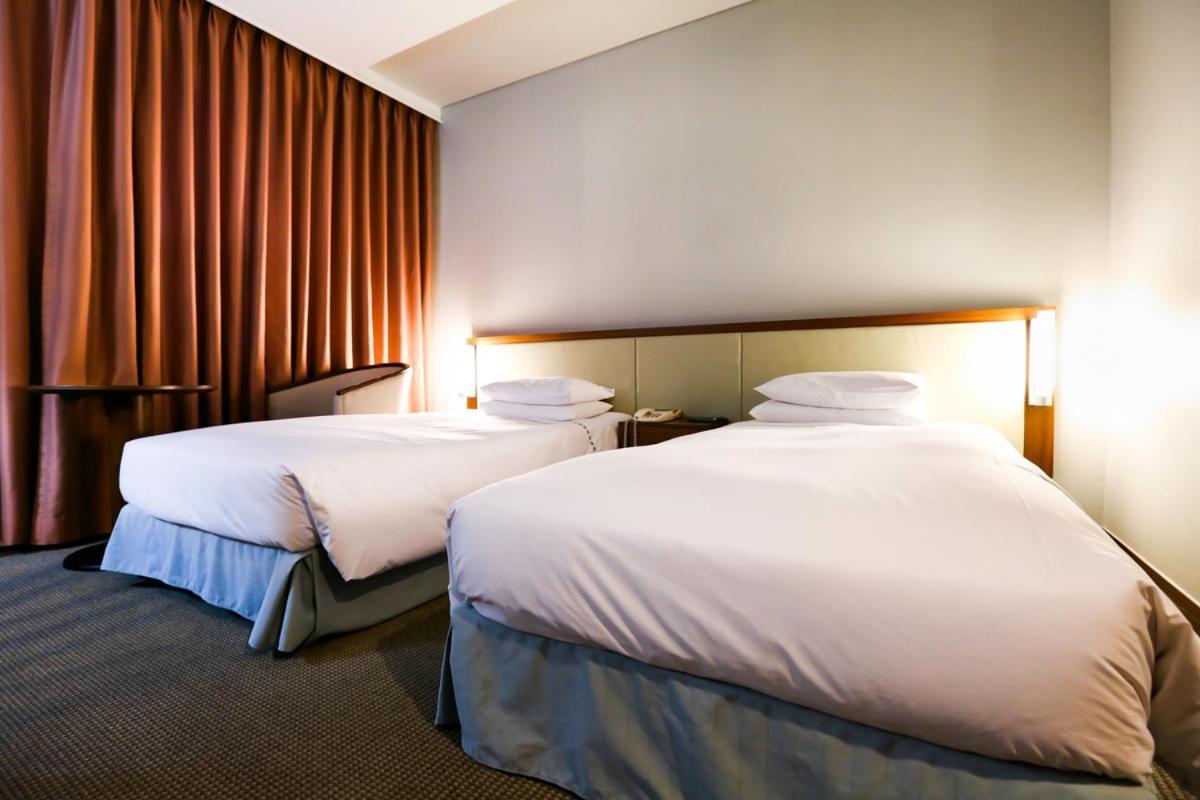 Hotel Mayfield