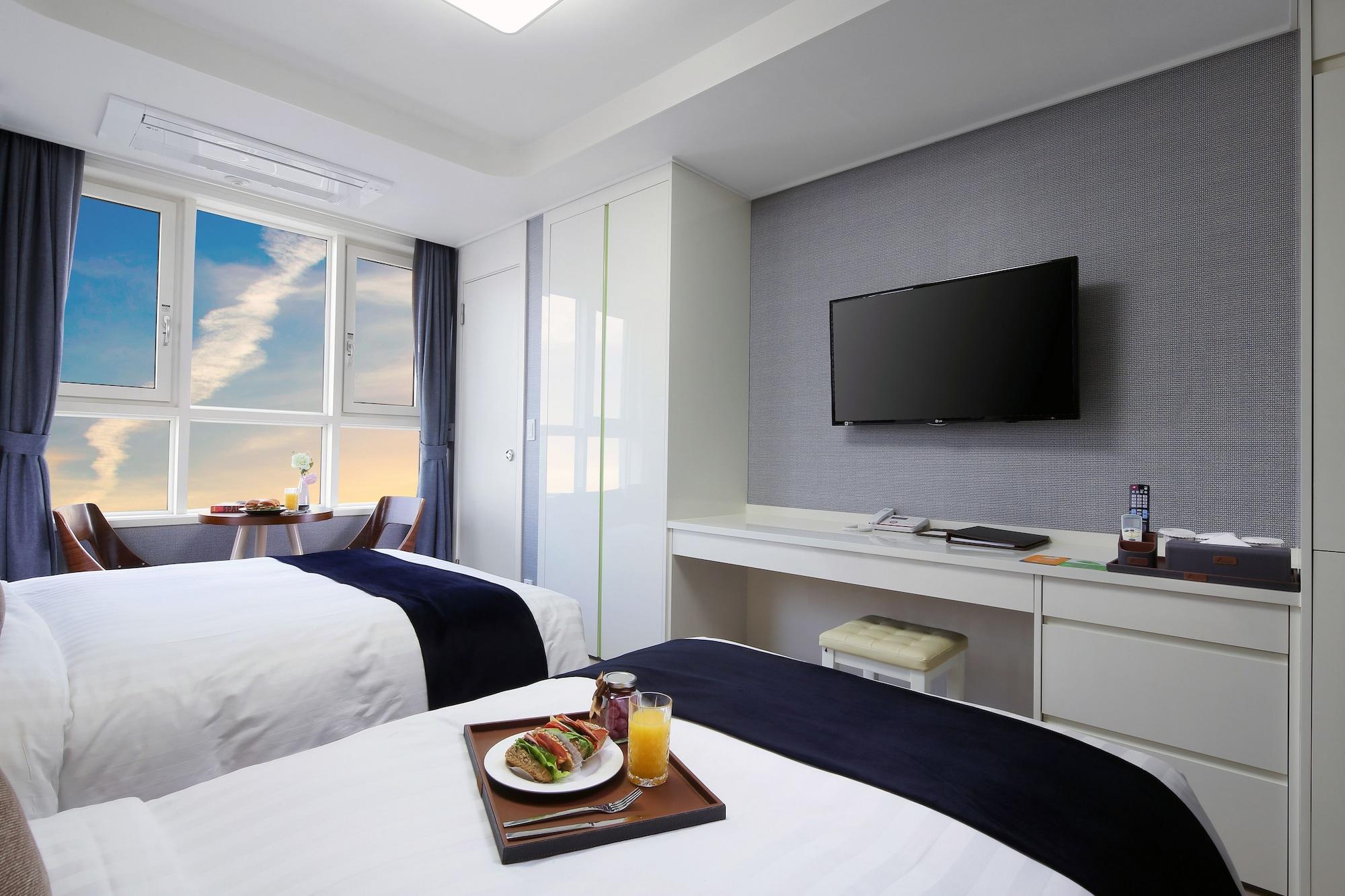 Aparthotel Ever8 Serviced