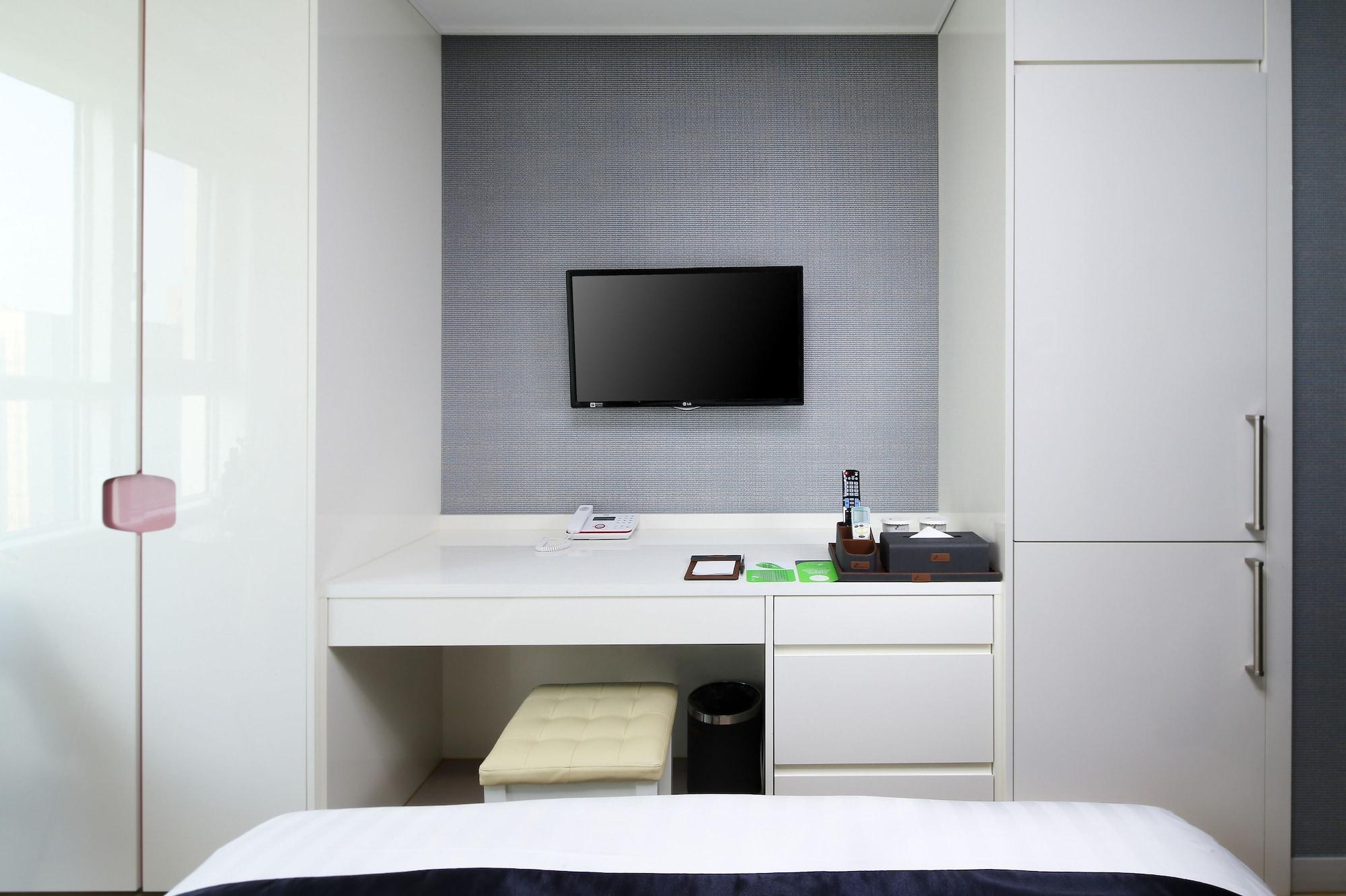 Aparthotel Ever8 Serviced