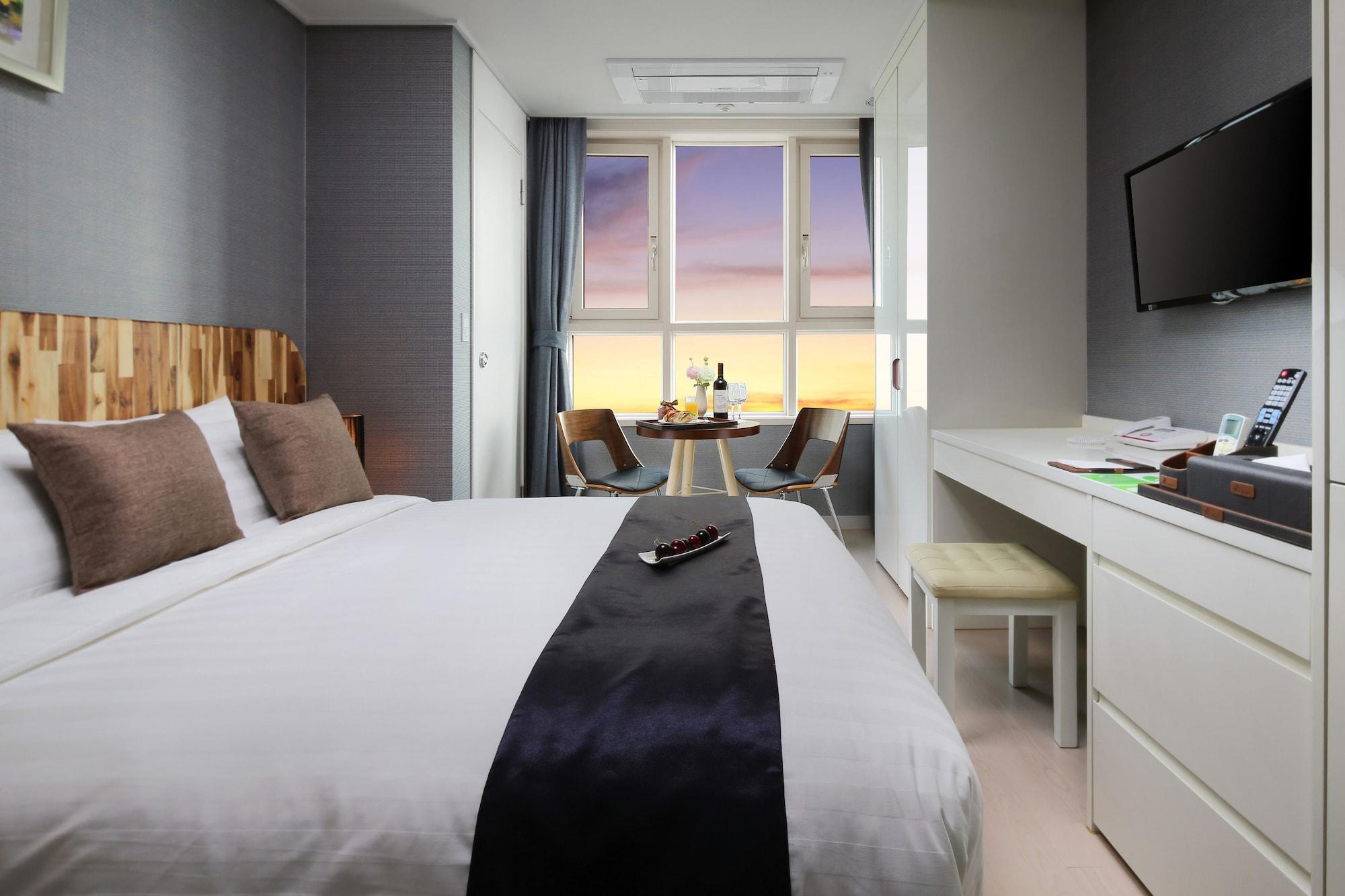 Ever8 Serviced Aparthotel