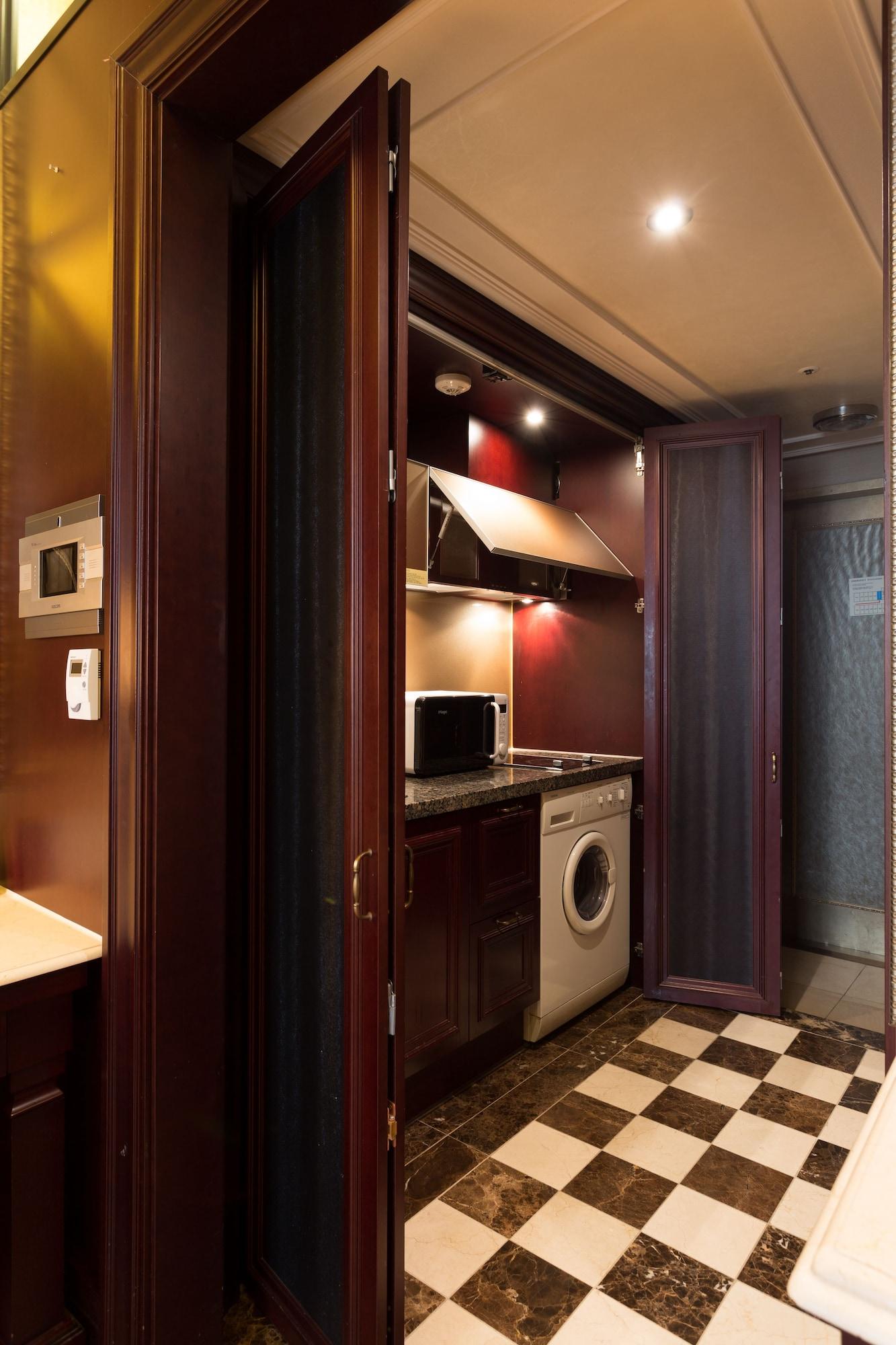 Yeoksam Artnouveau Hotel 4*