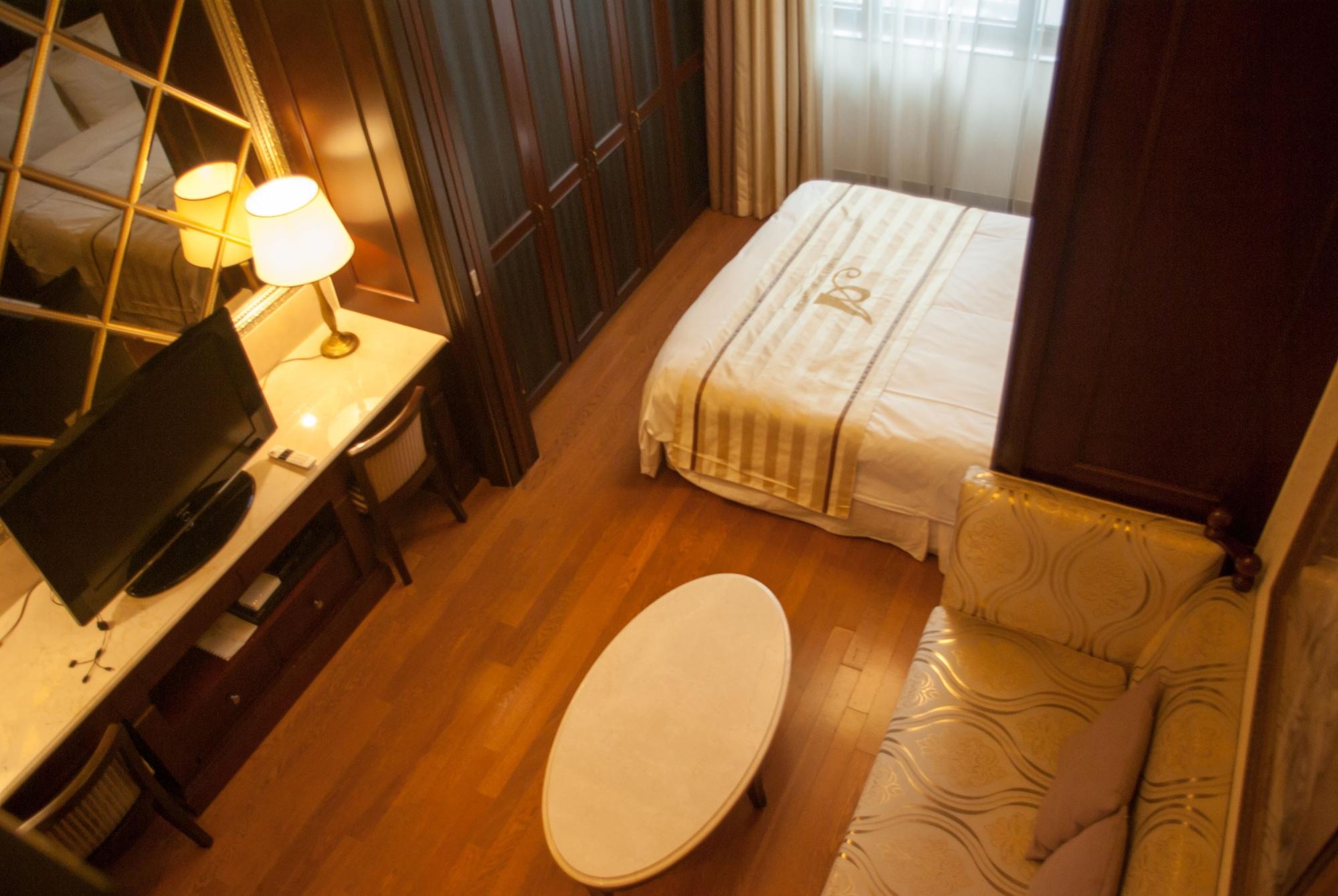 Yeoksam Artnouveau Hotel 4*