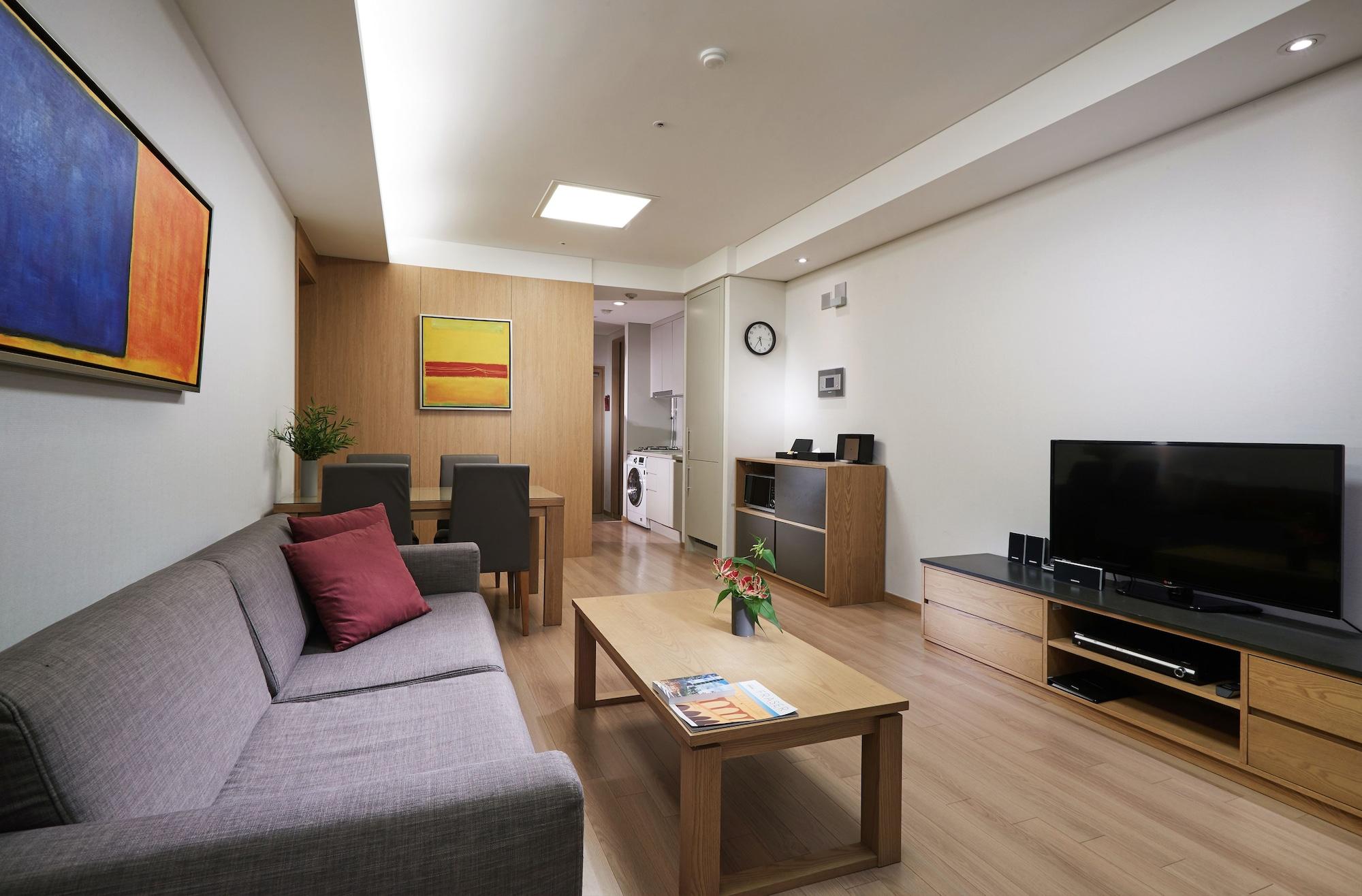 Fraser Place Hotel 4*