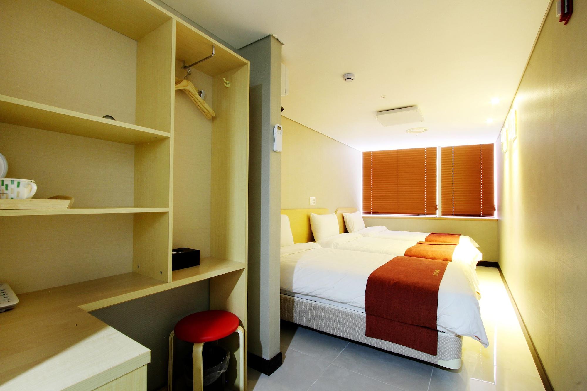 Hotel Cozy Myeongdong