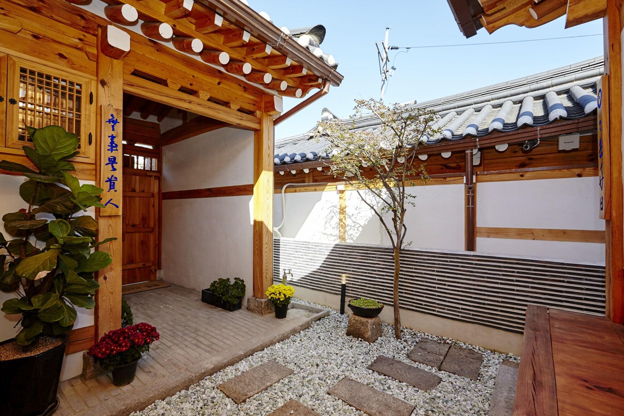 Hanok 24 Gyeongbokgung 2* Seoul