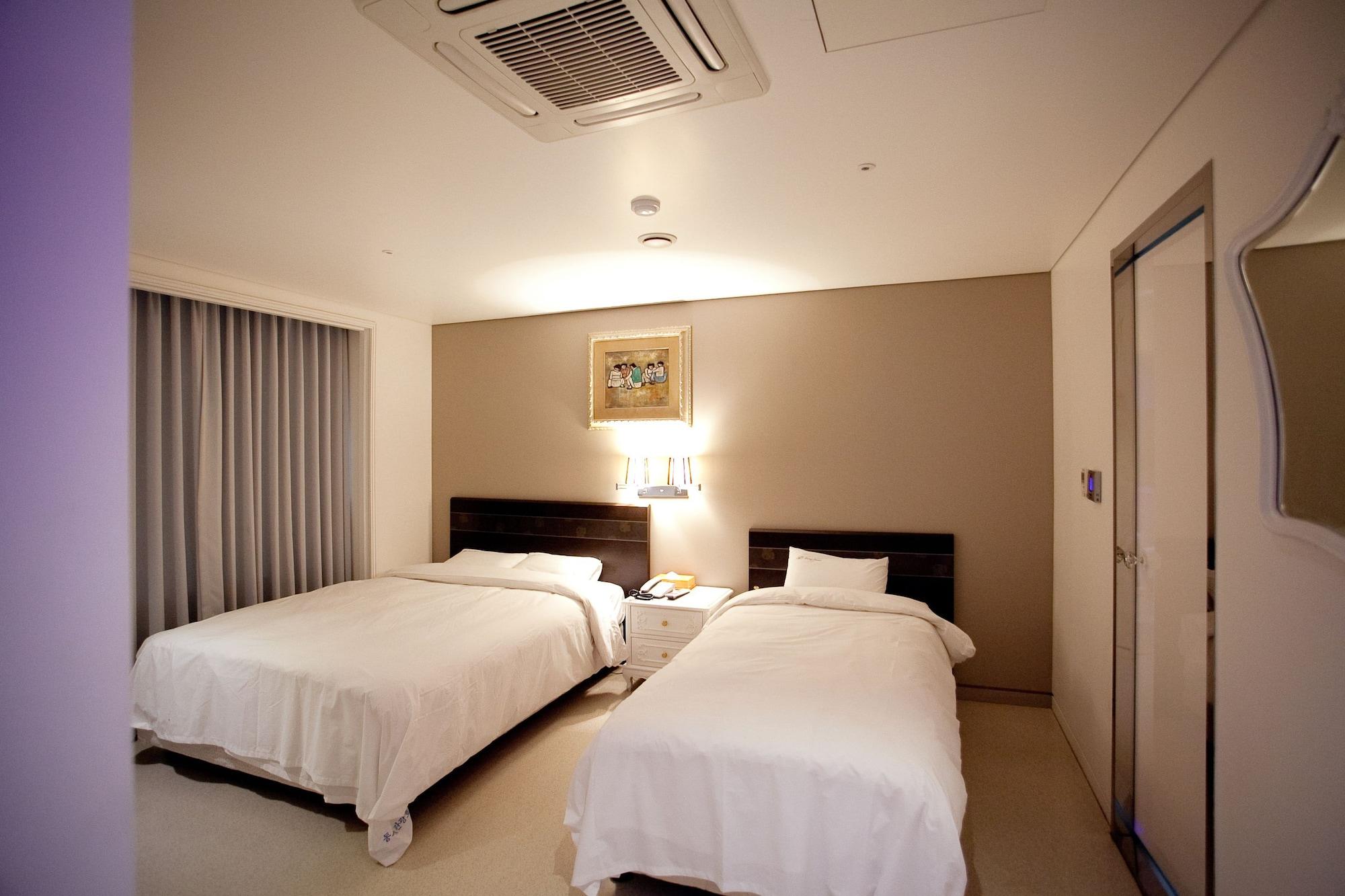 Hotel Dong