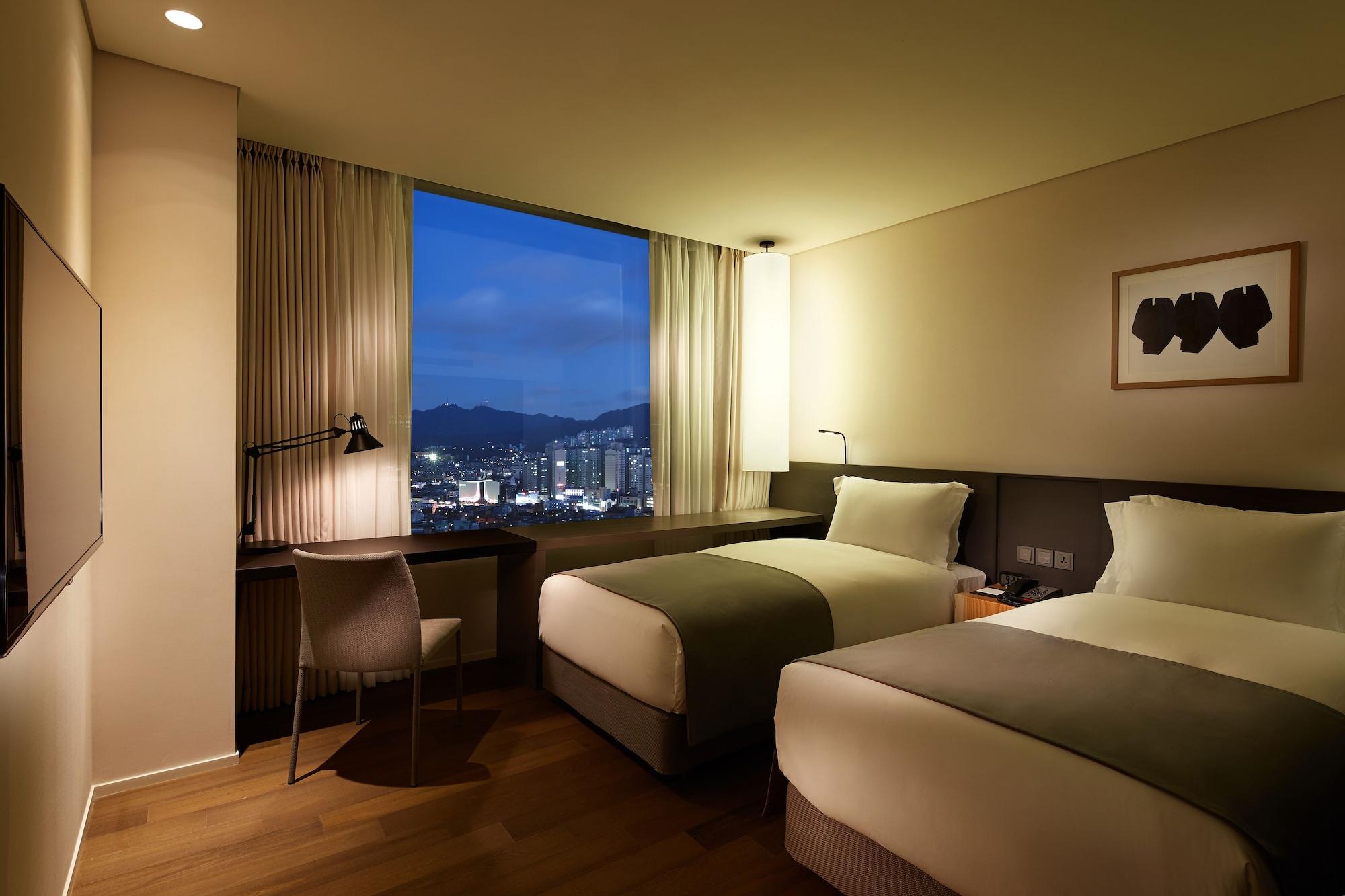 Shilla Guro - Guro Digital Complex Station Hotel 4*