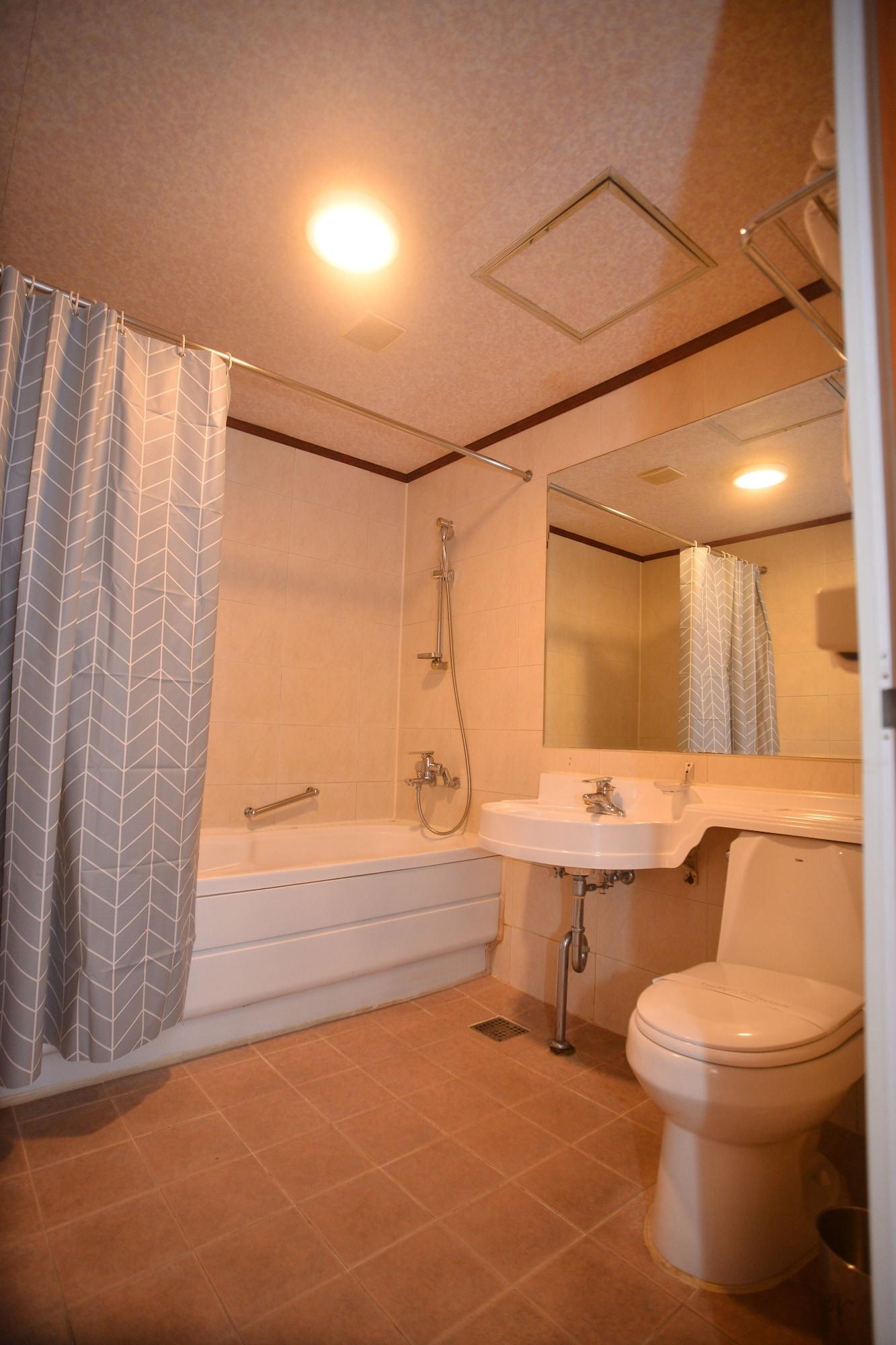 Noblesse Tourist Hotel 3*