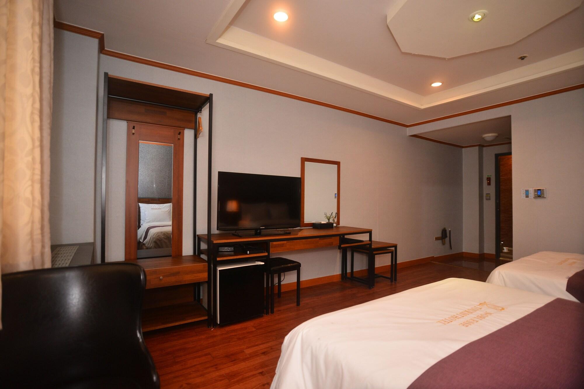 Noblesse Tourist Hotel Seoul