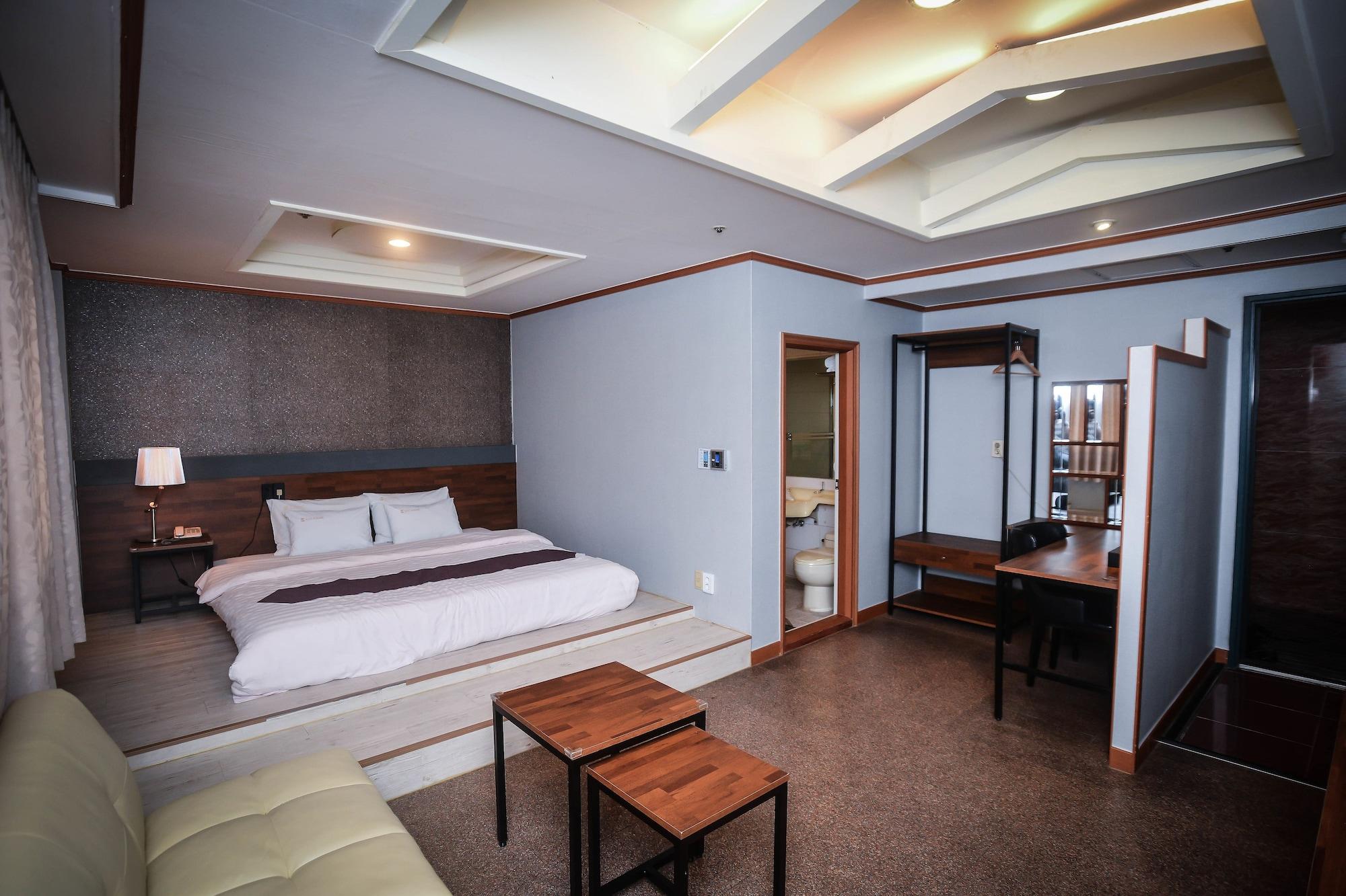 Noblesse Tourist Hotel Seoul