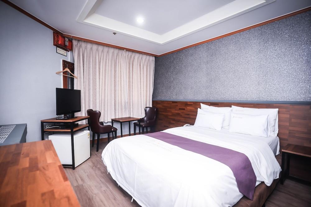 Noblesse Tourist 3* Seoul