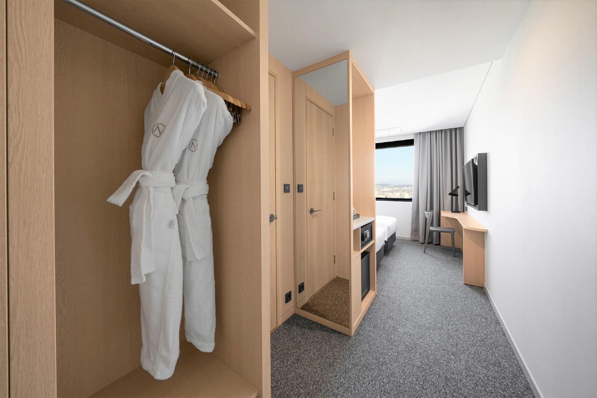 Hotel Nine Tree By Parnas Dongdaemun