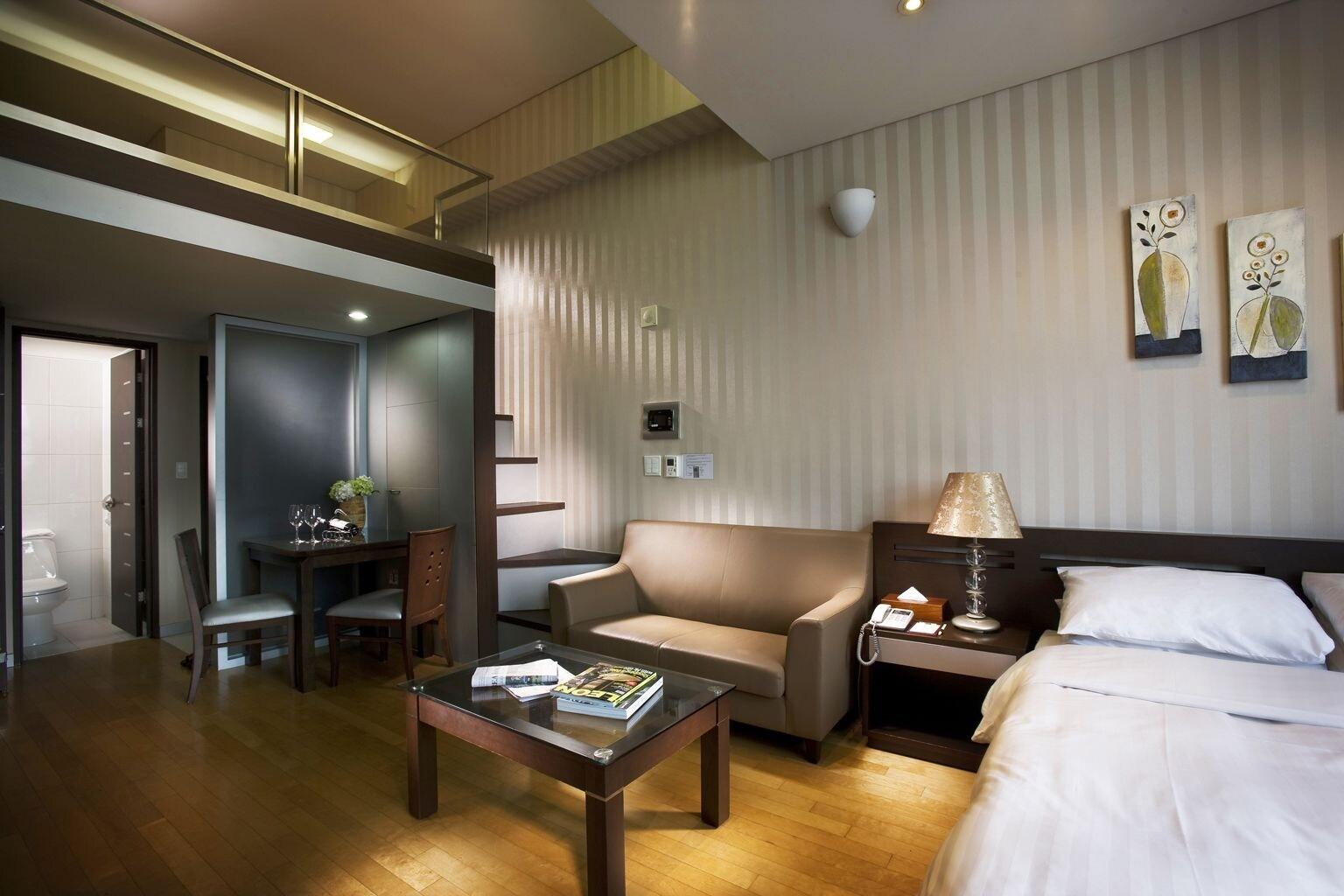 Hotel Provista 3*