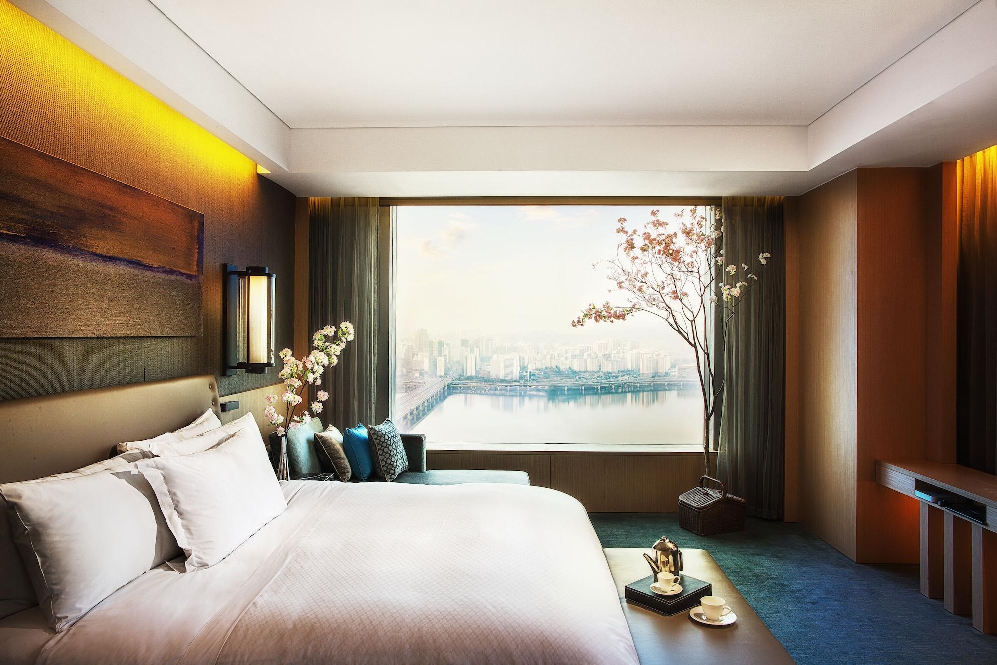 Conrad Hotel