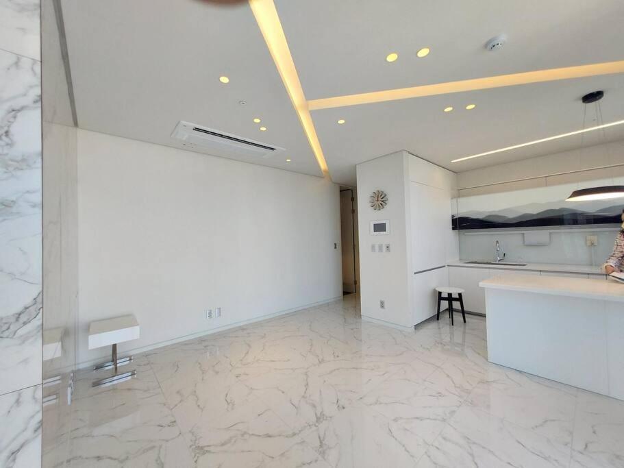 Apartment Edition Cheongdam *