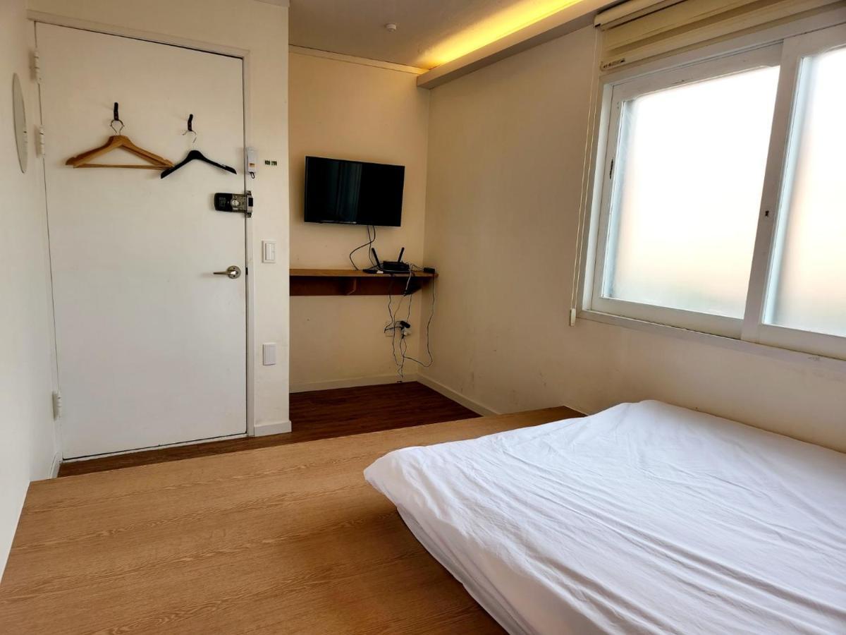 Huayuanhouse Hq In Hongdae 2* Seoul