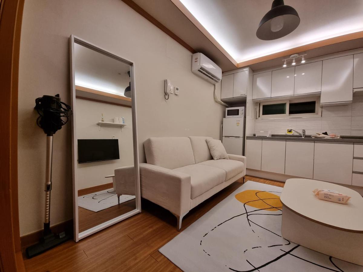Complace H Seoul