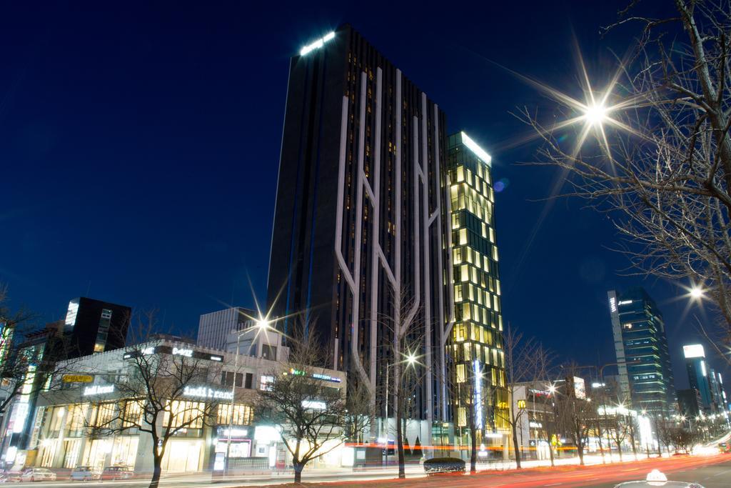 The Recenz Premium Gangnam Garosu-gil Hotel 3*