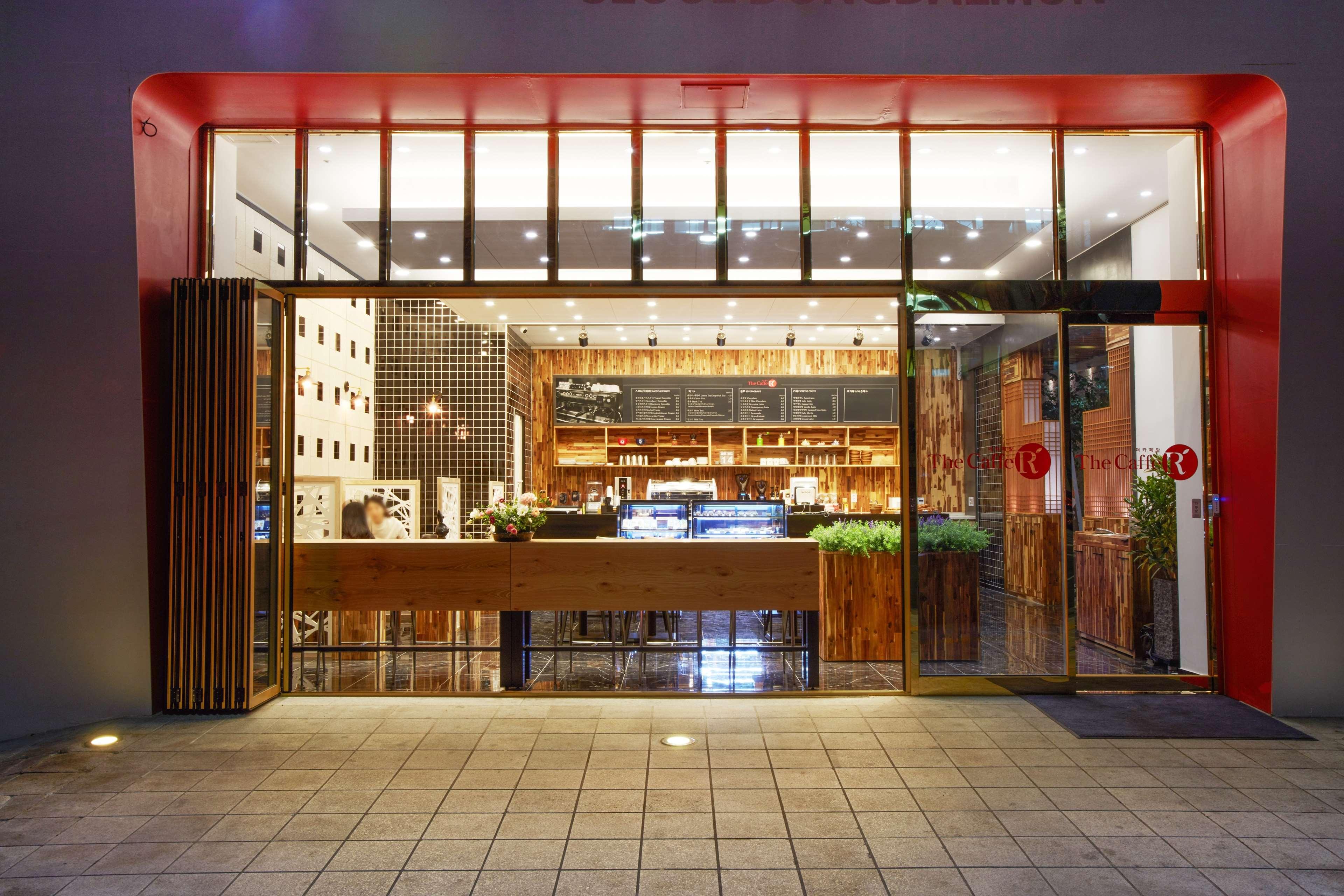Hotel Ramada By Wyndham Dongdaemun 3*