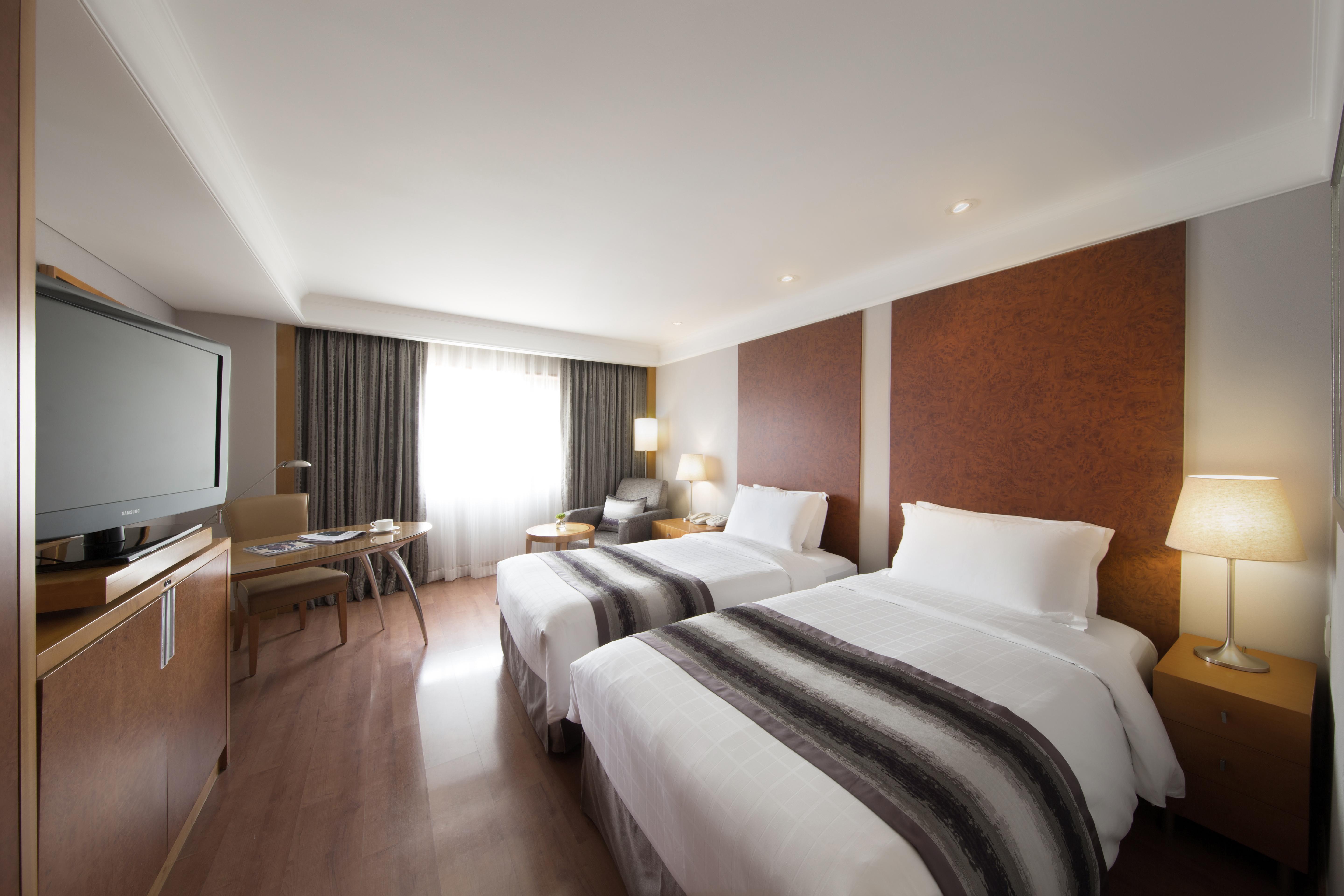 Hotel The Ambassador - A Pullman 5*