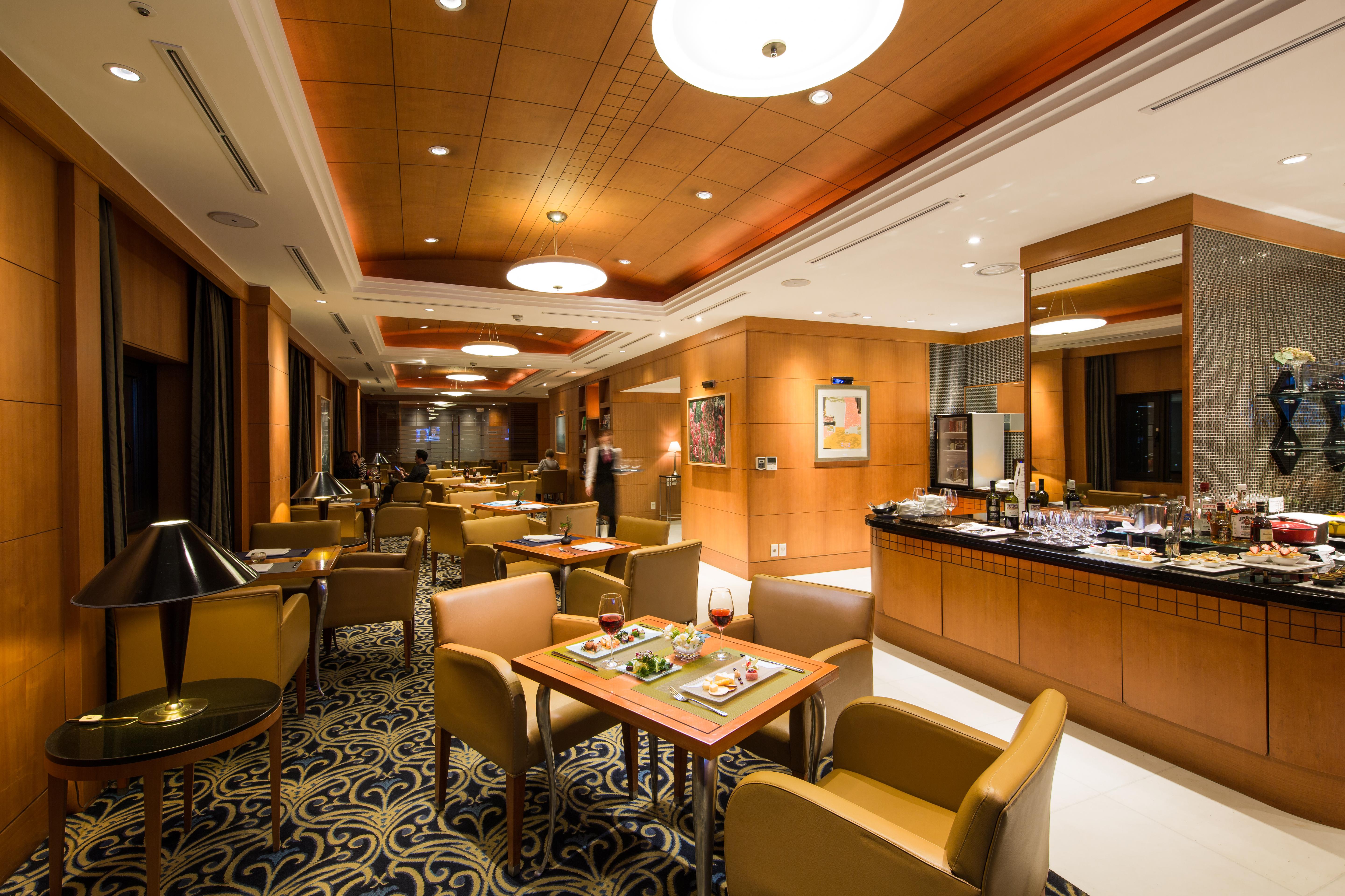 The Ambassador - A Pullman Hotel