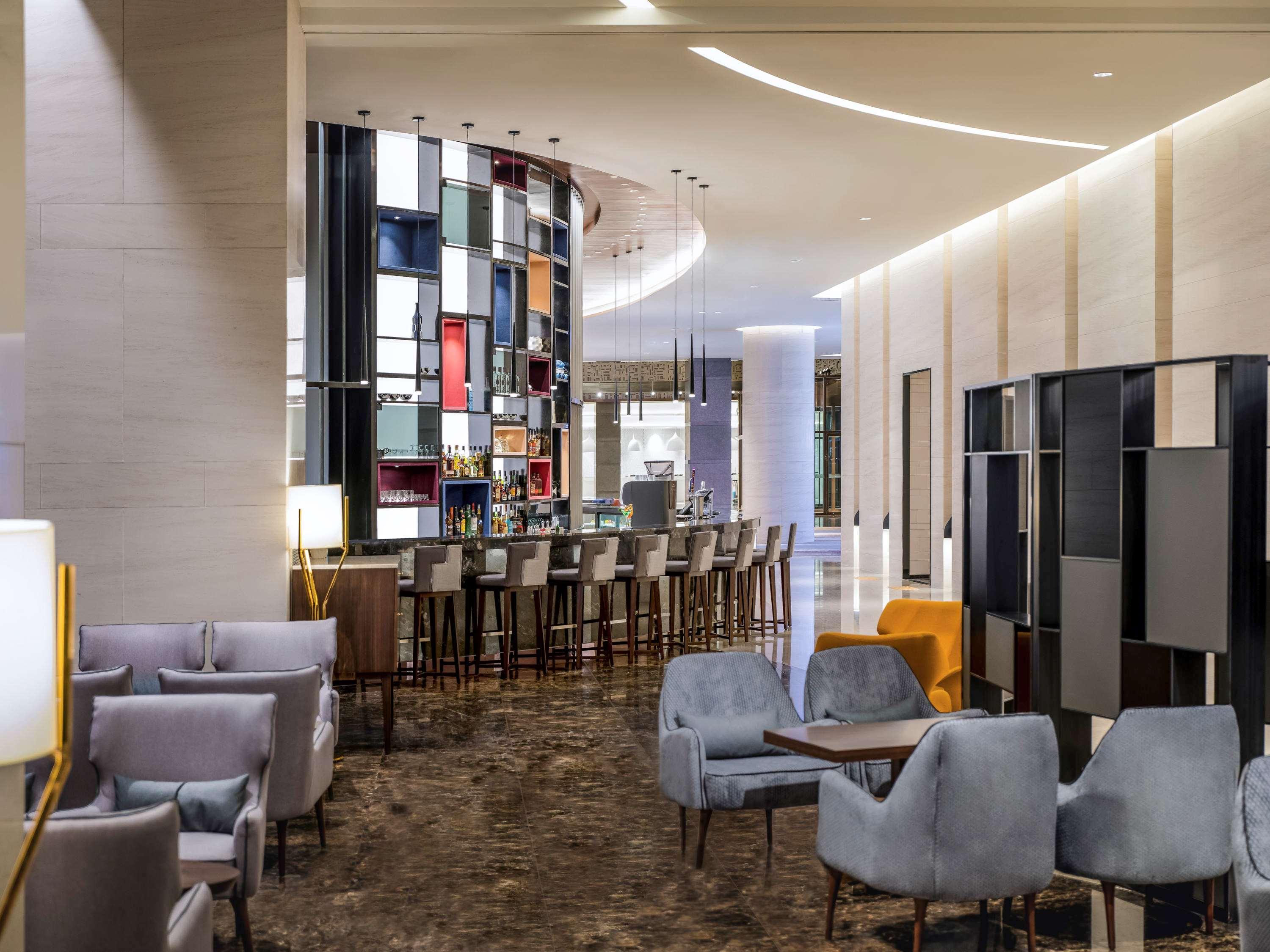 Novotel Ambassador Yongsan 5*