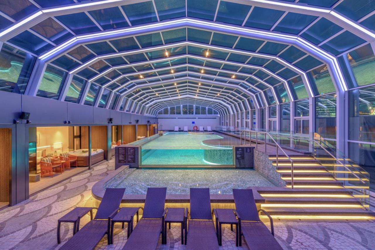 Hotel The Ambassador - A Pullman 5*