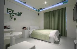 Dong Hotel