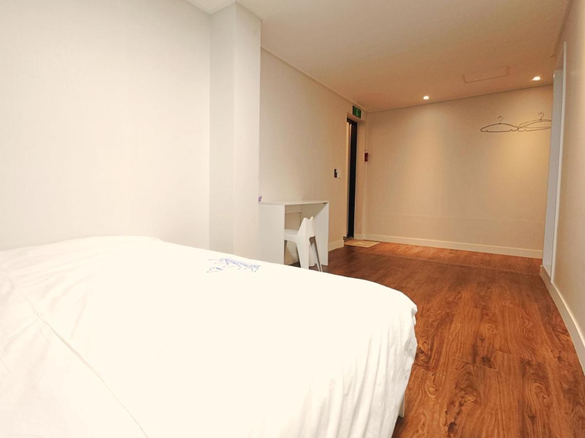 Myeongdong Misskorea Hostel *